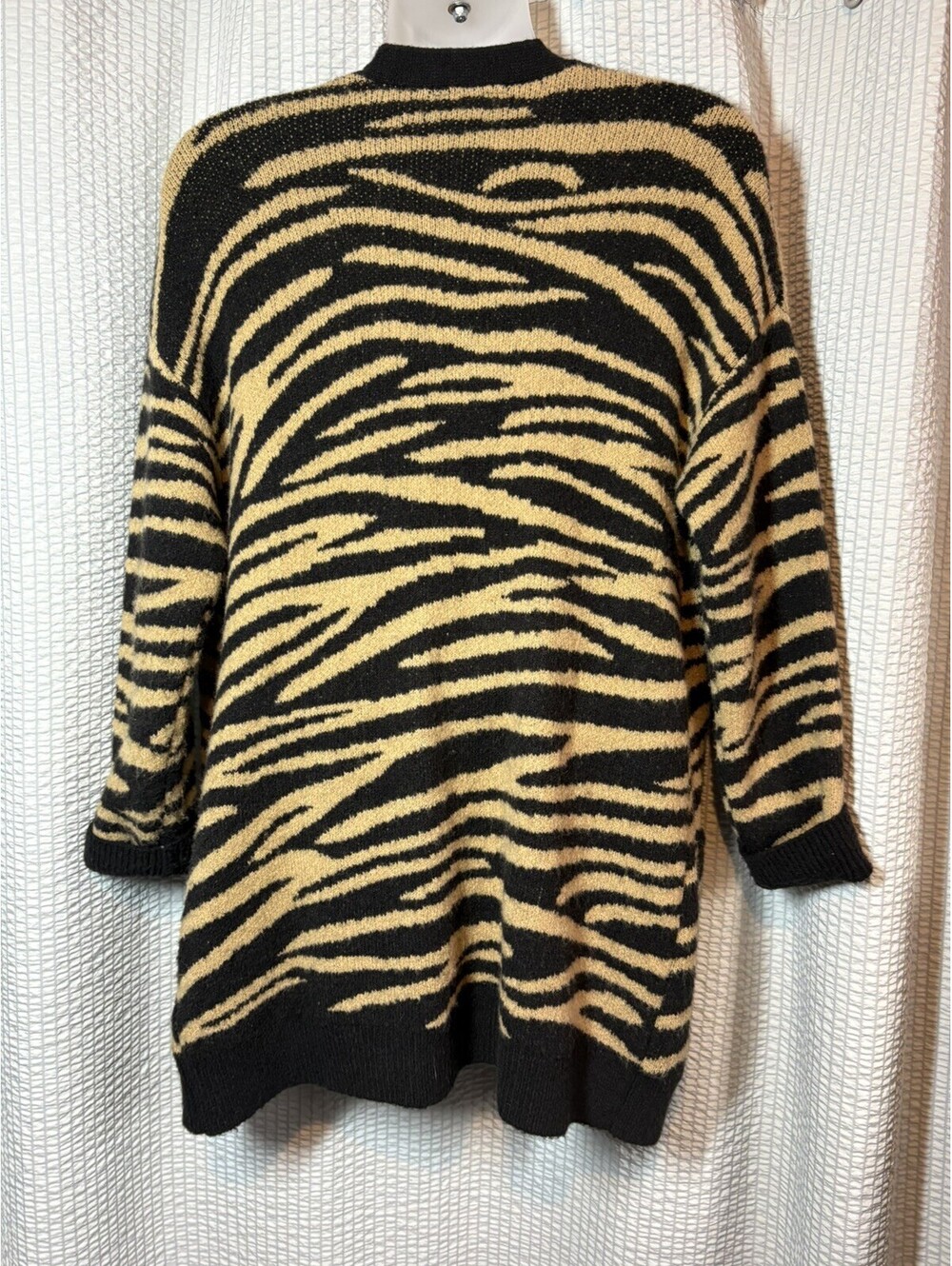 Intro Tiger Animal Print Open Front Cardigan Sweater With Pockets M Black Brown - Picture 3 of 10